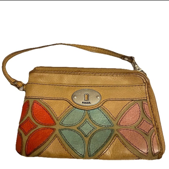 Fossil Handbags - Fossil Women’s Leather Lined Flowers Logo Zip Around Wristlet Clutch SL4037.